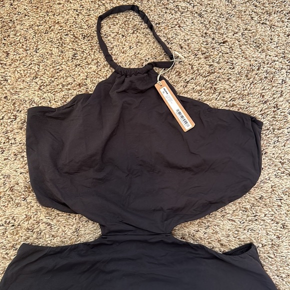 Fits everybody cut out halter dress in black Sz 3X - Picture 2 of 8